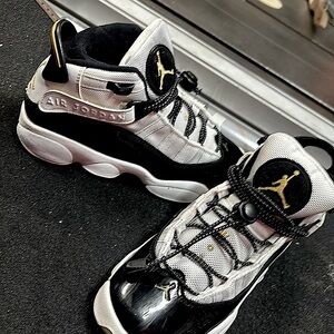 Jordan 6 Rings
Defining Moments (GS) Size 4Y